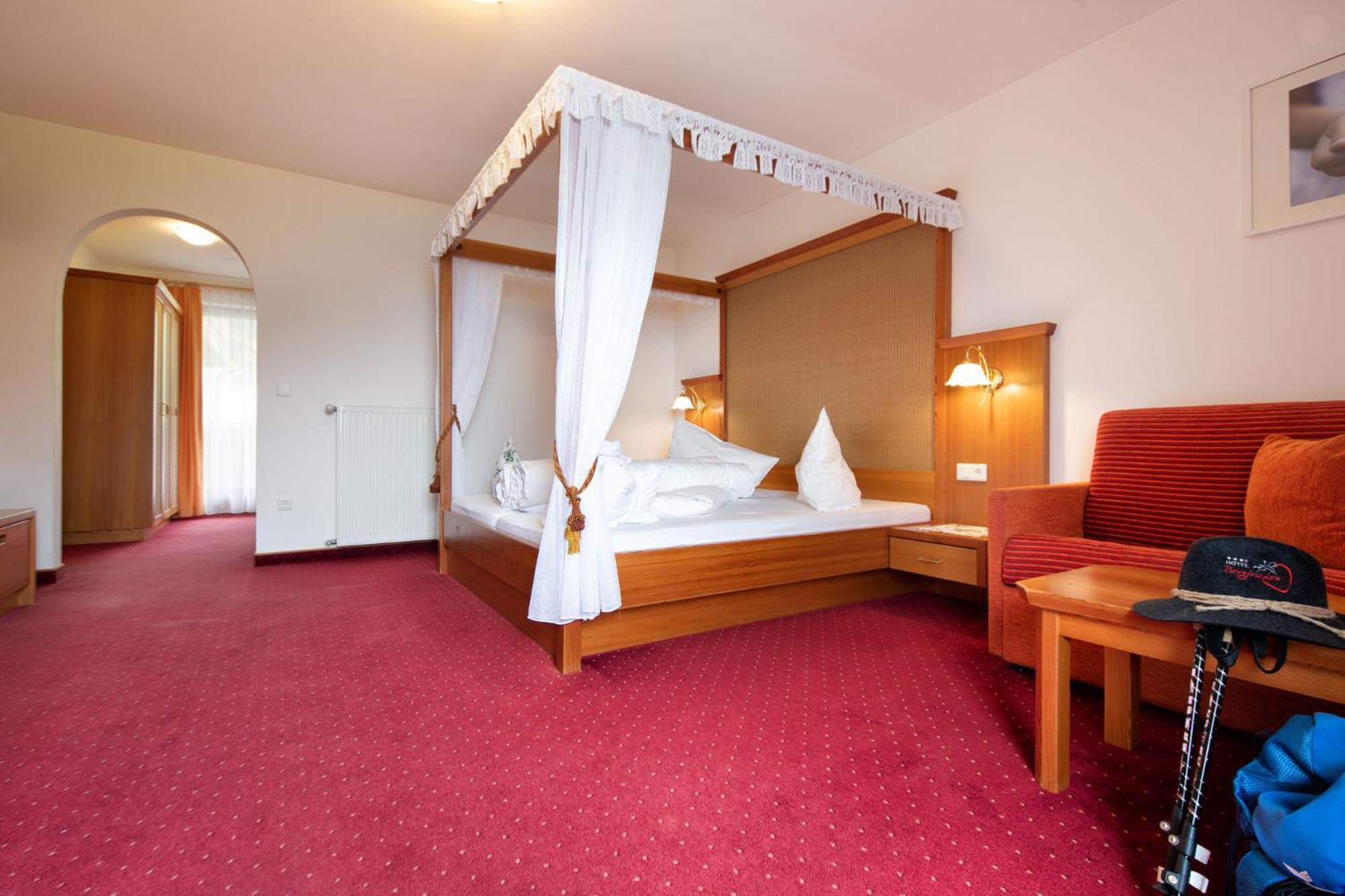 מרטלו Hotel Bergfrieden מראה חיצוני תמונה